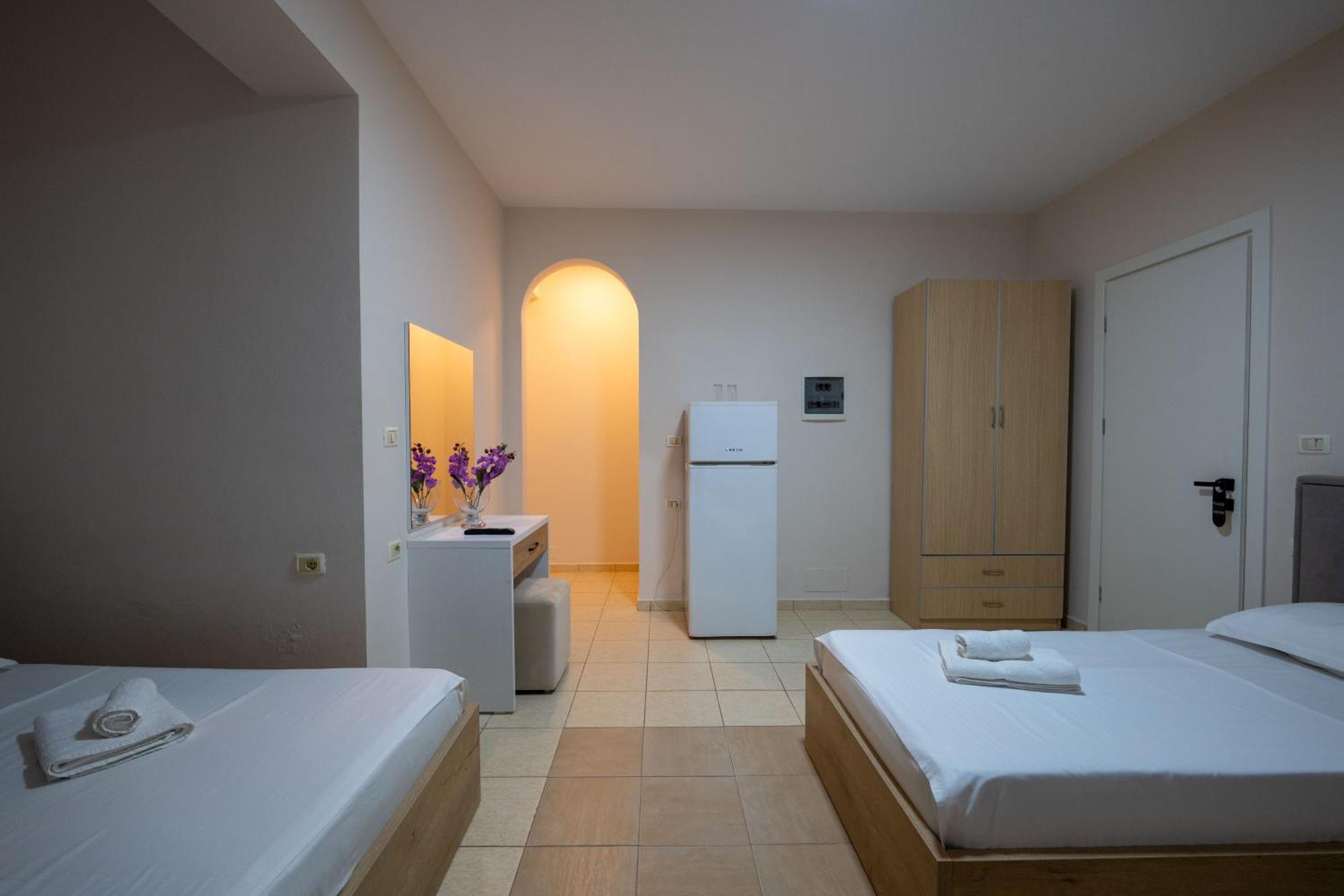 Twins Hotel Ksamil Exterior foto